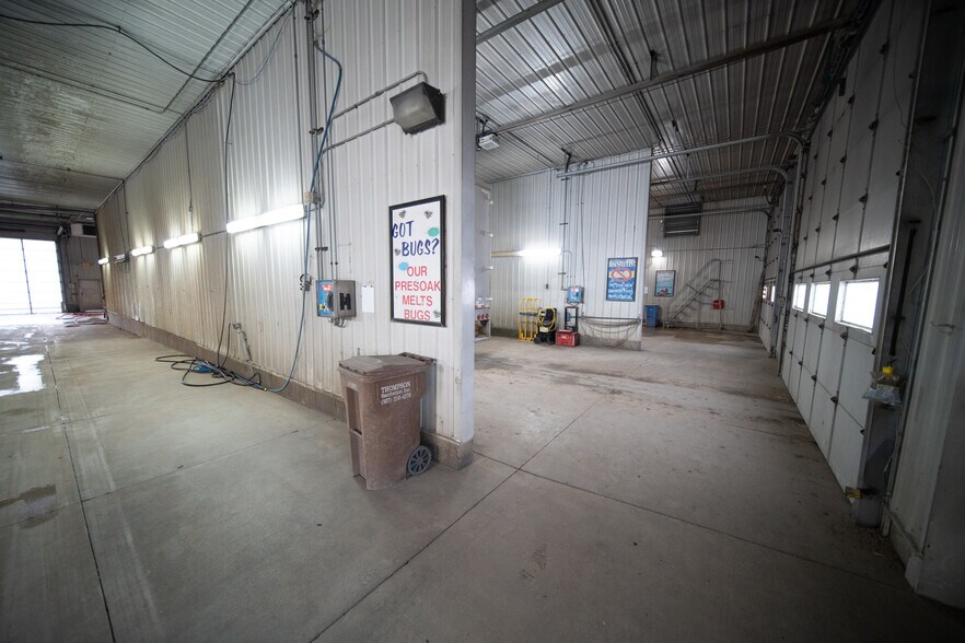 More Photos Of 501 11th St NE, Austin Carwash For Sale