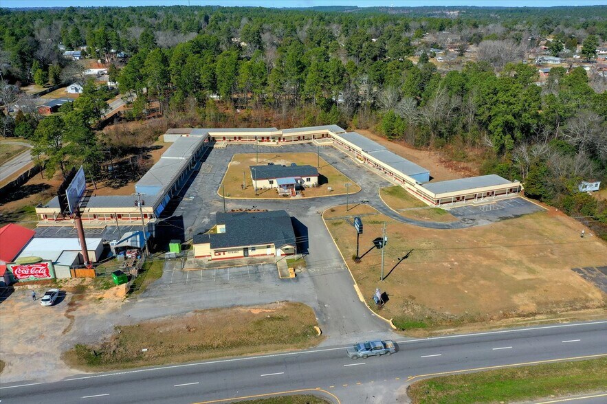 More Photos Of 4638 Jefferson Davis Hwy, North Augusta Hotel For Sale