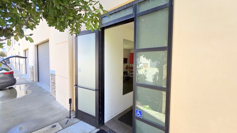 More Photos Of 1773 W San Bernardino Rd, West Covina Unknown For Lease