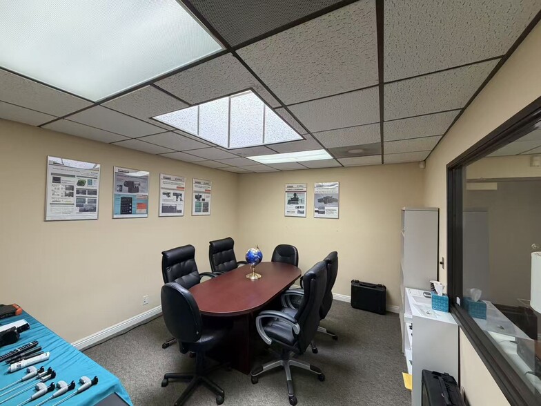 More Photos Of 23232 Peralta Dr, Laguna Hills Office For Sale
