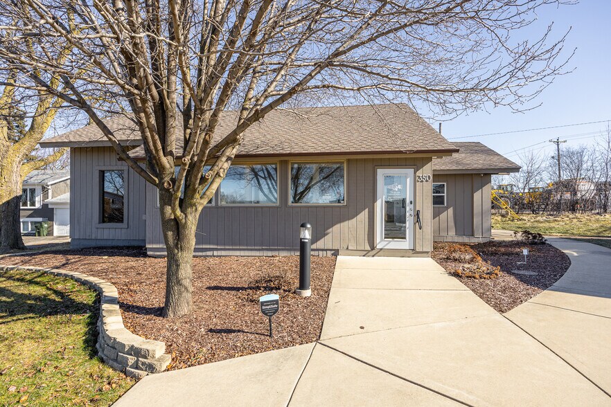 350 Manor Ct, Bolingbrook, IL 60440 Light Distribution For Sale