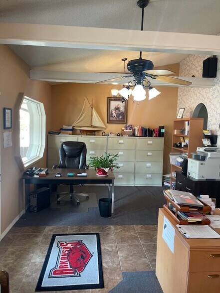 More Photos Of 1611 S Greenwood Ave, Fort Smith Office Residential For Sale