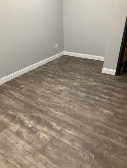 More Photos Of 6996 Piazza Grande Ave, Orlando Office For Lease