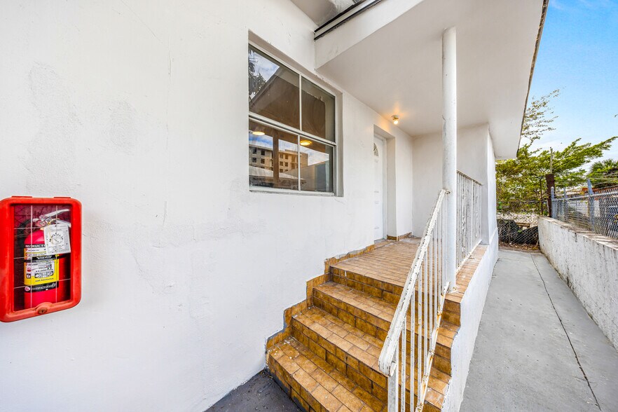 More Photos Of 1648 NW 33rd St, Miami Apartments For Sale