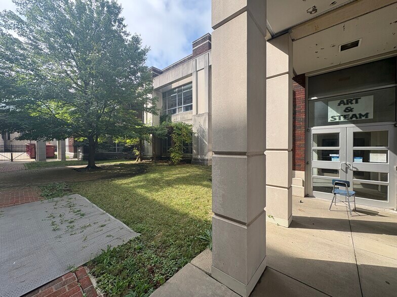 More Photos Of 0 N McKean E North Sts, Butler Schools For Lease