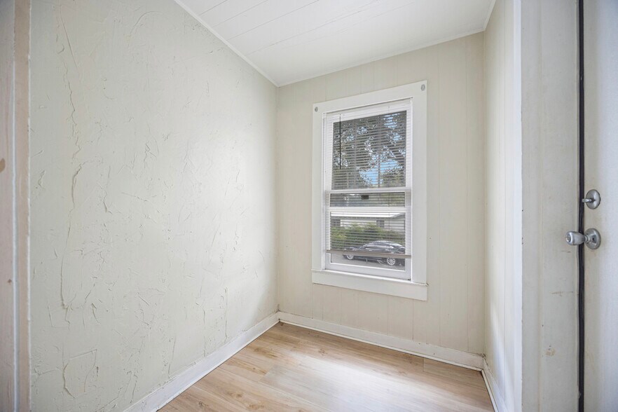 More Photos Of , Lake City Multifamily For Sale
