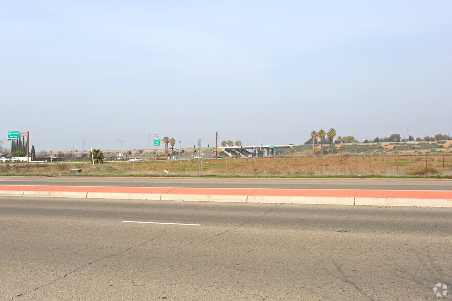 More Photos Of E Belmont Ave, Fresno Land For Lease