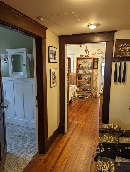 More Photos Of 2955 Central Ave, Saint Petersburg Restaurant For Sale