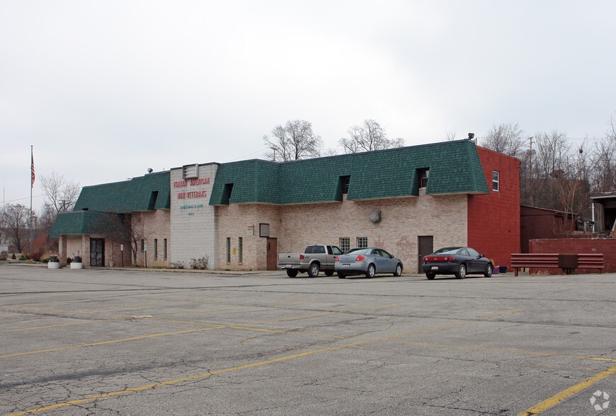More Photos Of 113 S Meridian Rd, Youngstown Lodge Meeting Hall For Lease