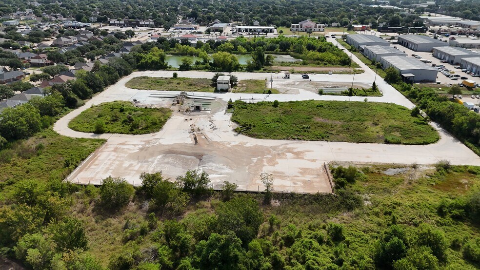 More Photos Of 5325 Barker Cypress Rd, Houston Contractor Storage Yard For Lease