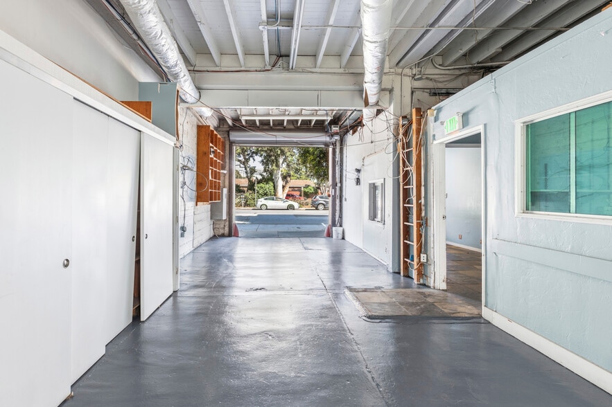 More Photos Of 915 Bryant St, San Francisco Flex For Sale