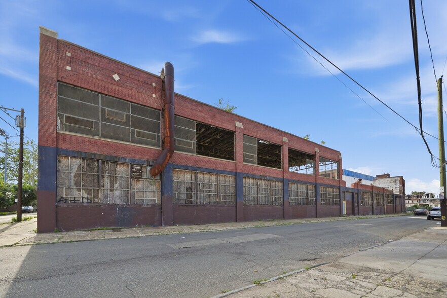 More Photos Of 401 E Allegheny Ave, Philadelphia Manufacturing For Sale