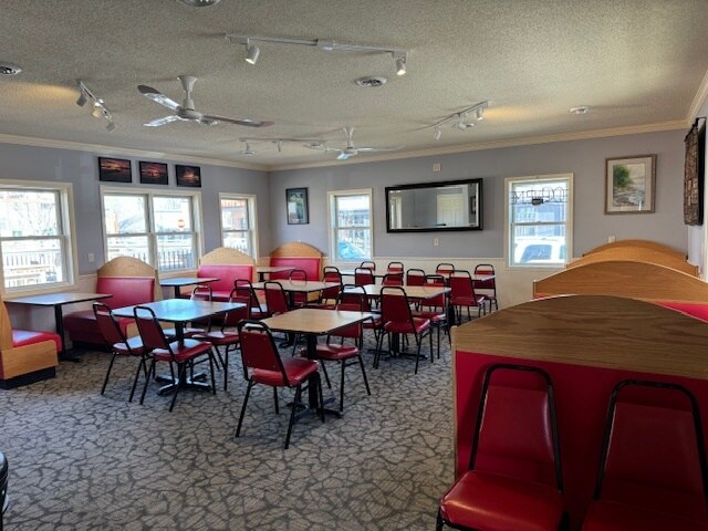 More Photos Of 2079 Spruce St, Ranier Restaurant For Sale