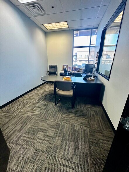 More Photos Of 17100 N 67th Ave, Glendale Office For Sale