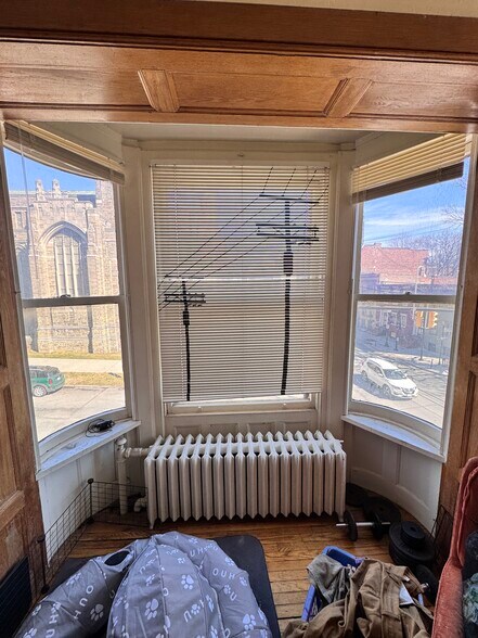 More Photos Of 204 Lancaster St, Albany Storefront Retail Residential For Sale