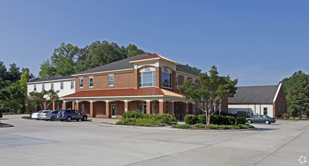 Primary Photo Of 12891 Jefferson Ave, Newport News Bank For Lease