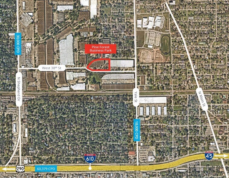 More Photos Of 302-350 W 38th St, Houston Warehouse For Lease