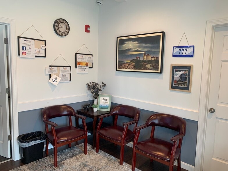 More Photos Of 1155 Newport Ave, Pawtucket Medical For Sale