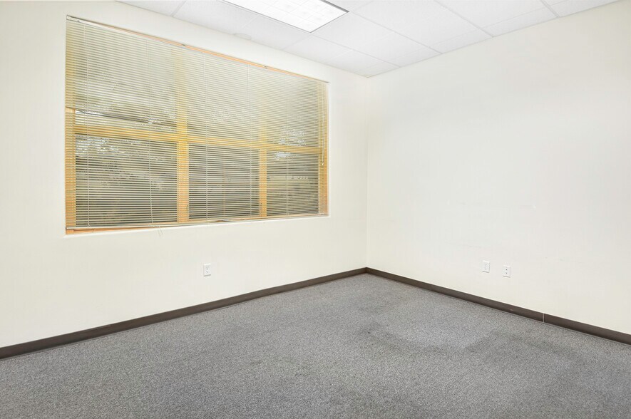 More Photos Of 88 Inverness Cir E, Englewood Office For Sale