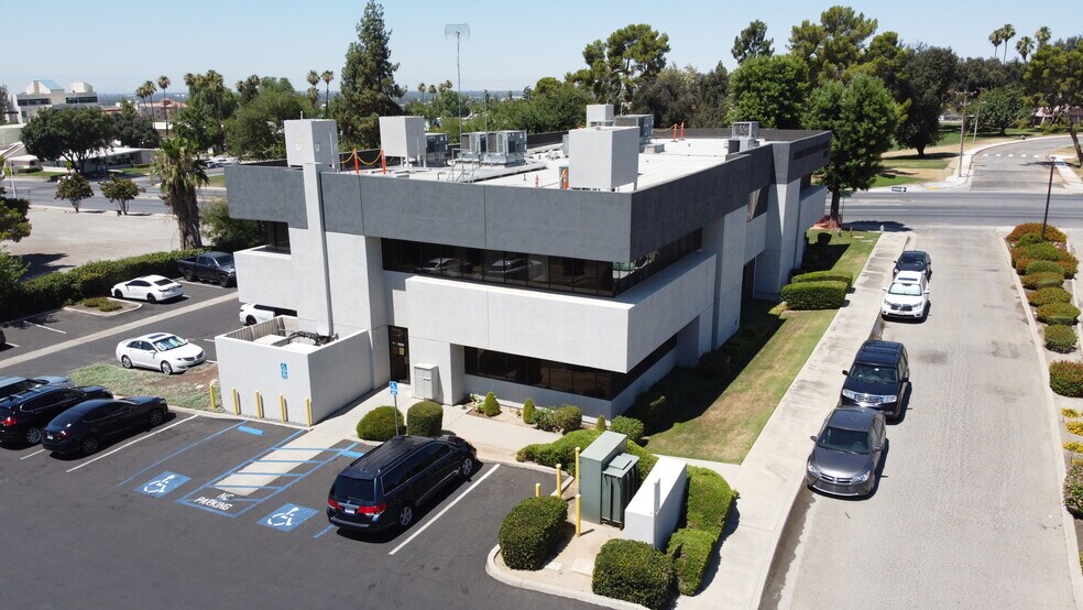 More Photos Of 2201 Mt Vernon Ave, Bakersfield Medical For Lease