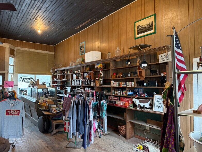 More Photos Of 128 River Rd, Marshall General Retail For Sale