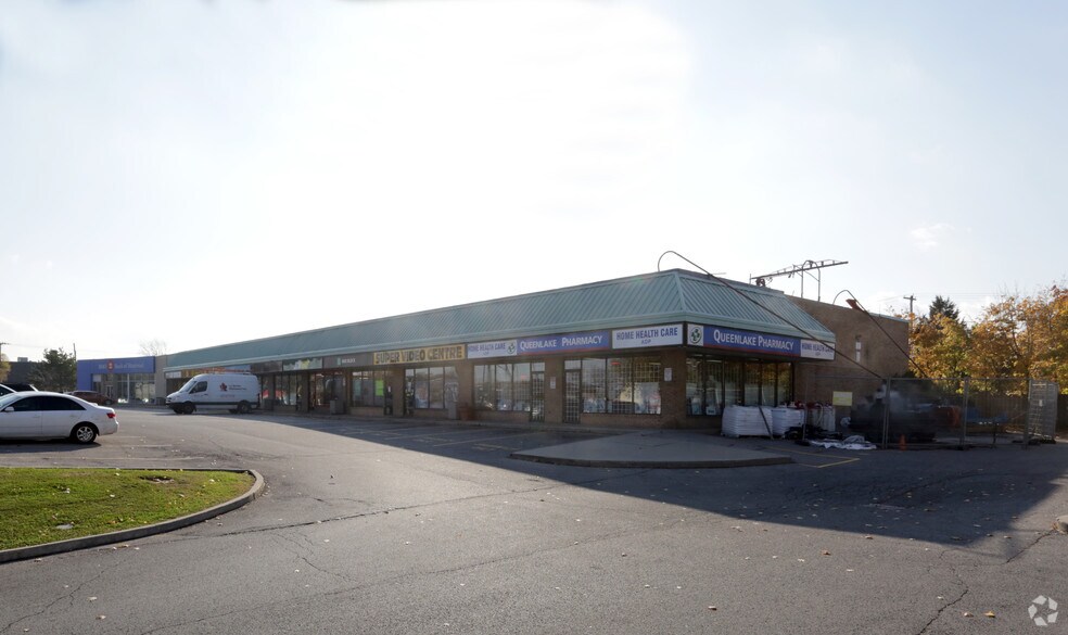 More Photos Of 910 Queenston Rd, Hamilton Service Station For Lease