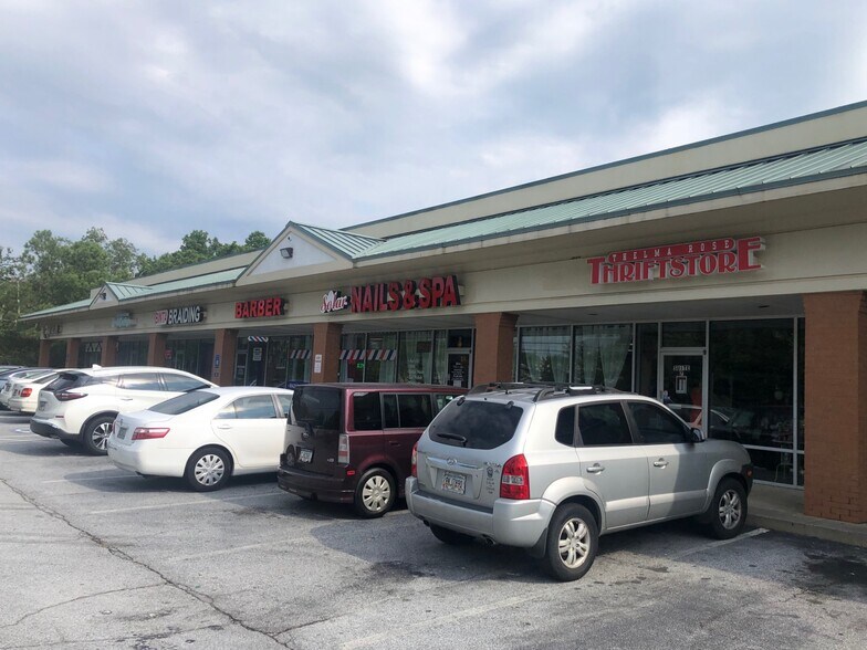 More Photos Of 1009 Athens Hwy, Loganville Storefront For Sale