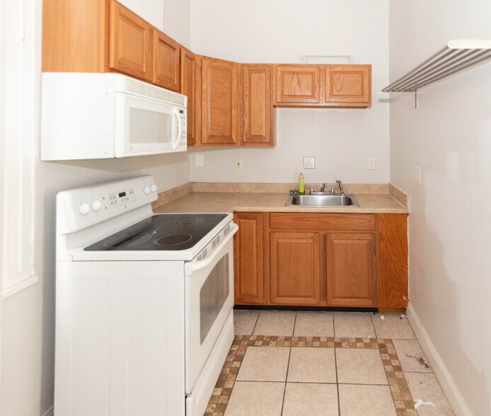 More Photos Of 312 N Paca St, Baltimore Apartments For Sale