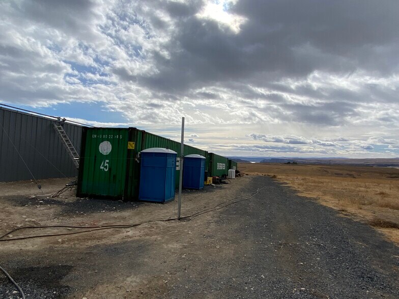 More Photos Of 23855 Rd 12 NW, Quincy Land For Lease