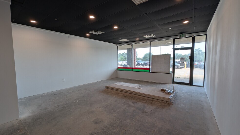 More Photos Of Ireland Rd @ Miami Rd, South Bend Unknown For Lease