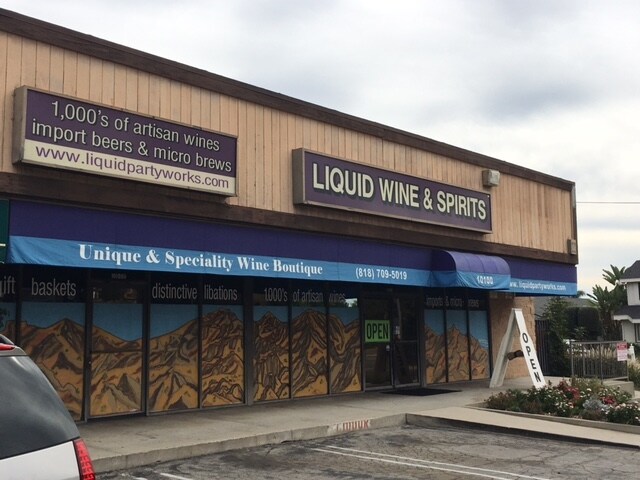 More Photos Of 10100-10122 Topanga Canyon Blvd, Chatsworth Freestanding For Lease