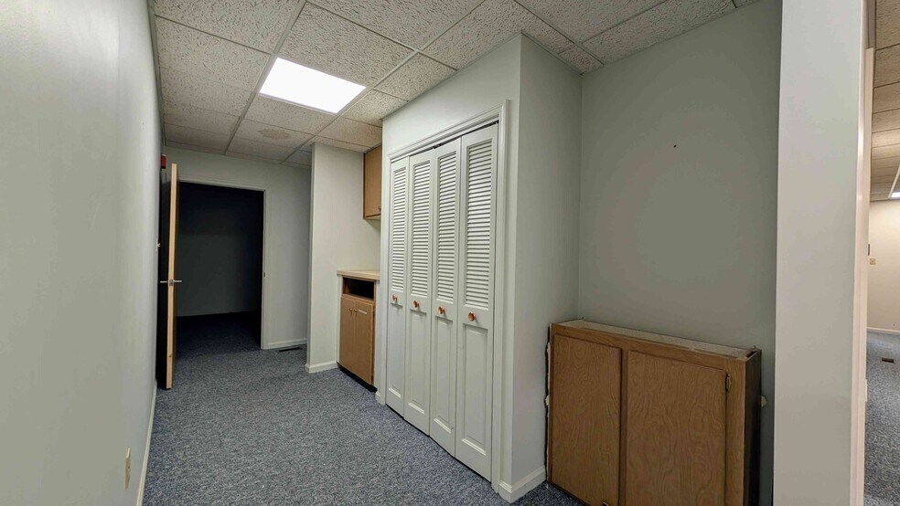 More Photos Of 2227 Chapline St, Wheeling Office For Lease