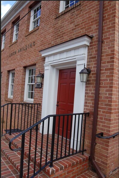 More Photos Of 3989 Chain Bridge Rd, Fairfax Medical For Lease