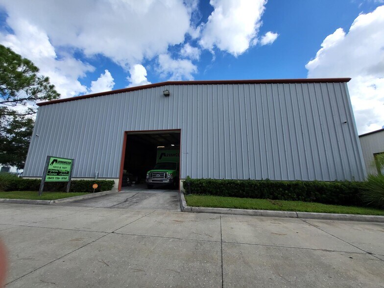 More Photos Of 1915 60th Pl E, Bradenton Industrial For Sale