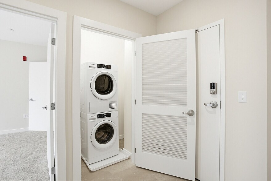 More Photos Of 250 College Ave, Lancaster Apartments For Lease