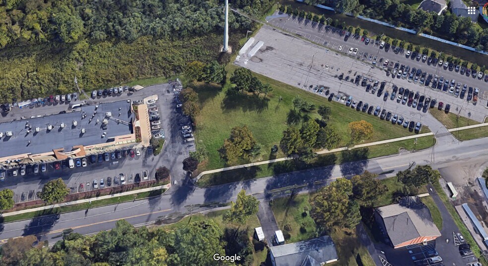 More Photos Of 337 Applegarth Rd, Monroe Township Unknown For Lease