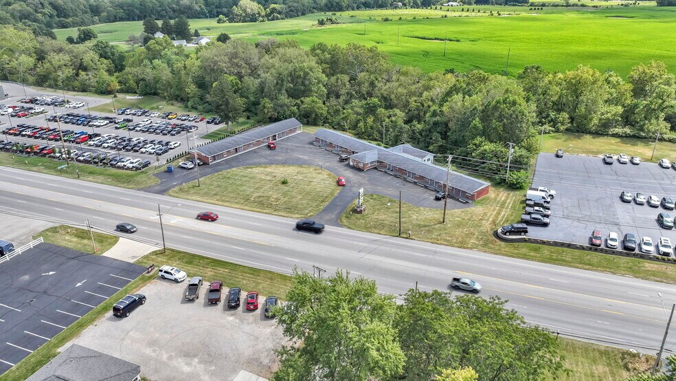 More Photos Of 1342 Hebron Rd, Heath Hotel For Sale