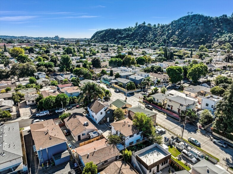 More Photos Of 2405 Meadowvale Ave, Los Angeles Multifamily For Sale