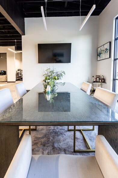 More Photos Of 6610 E 121st St, Bixby Office For Lease