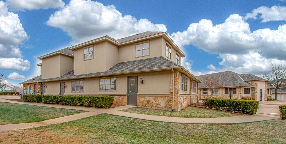 More Photos Of 2250 Pool Rd, Grapevine Office Residential For Sale