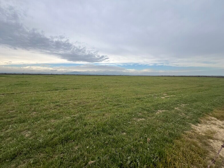 More Photos Of 12678 CA-33 hwy, Lost Hills Land For Sale