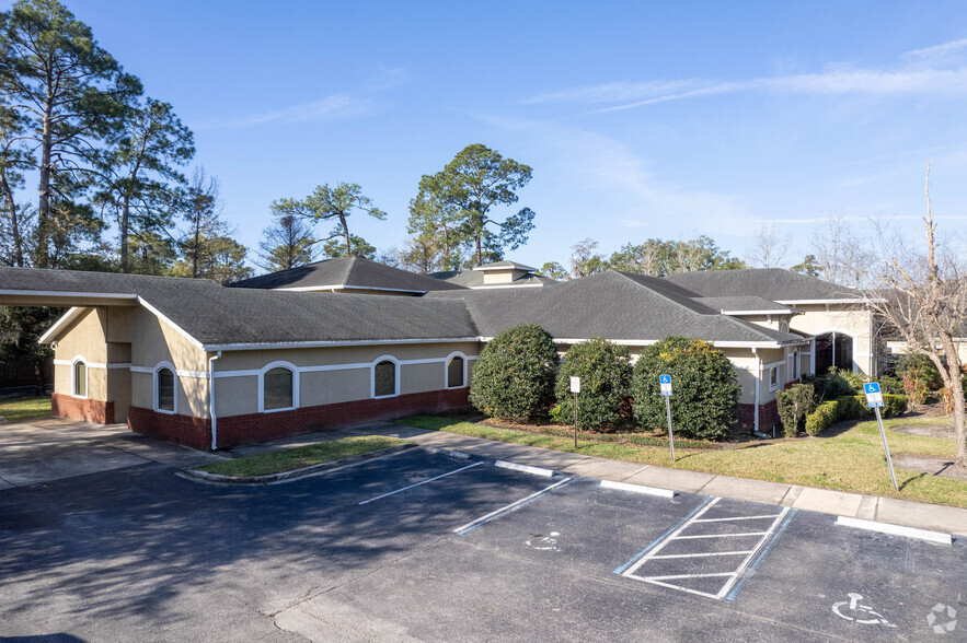 Primary Photo Of 5742 Booth Rd, Jacksonville Medical For Lease