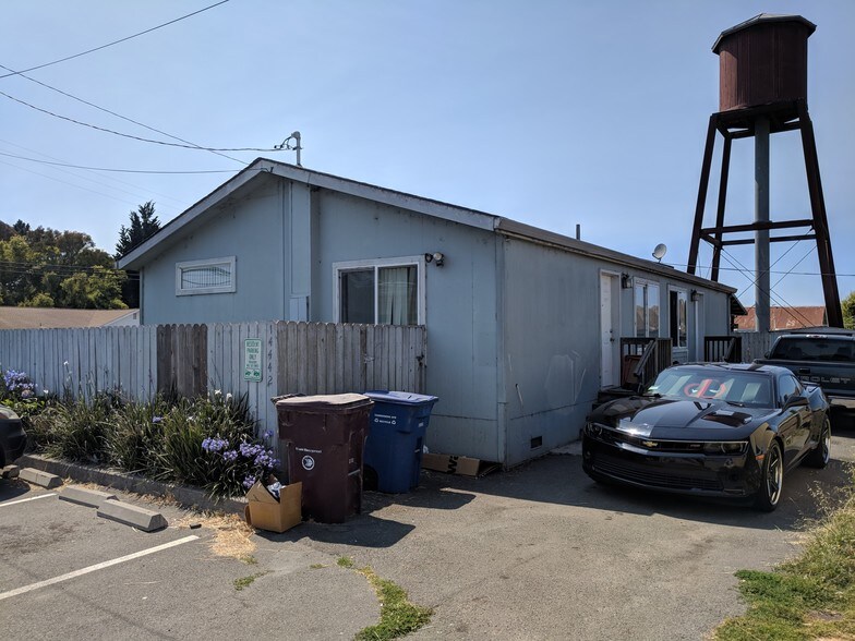 More Photos Of 14450 Highway 1, Valley Ford Storefront Retail Residential For Sale