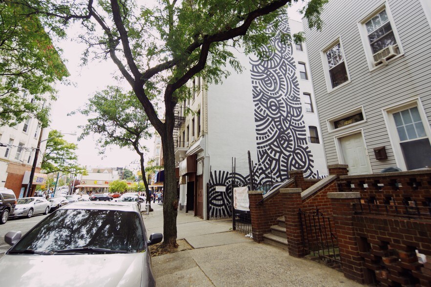 More Photos Of 2403 Cambreleng Ave, Bronx Apartments For Lease