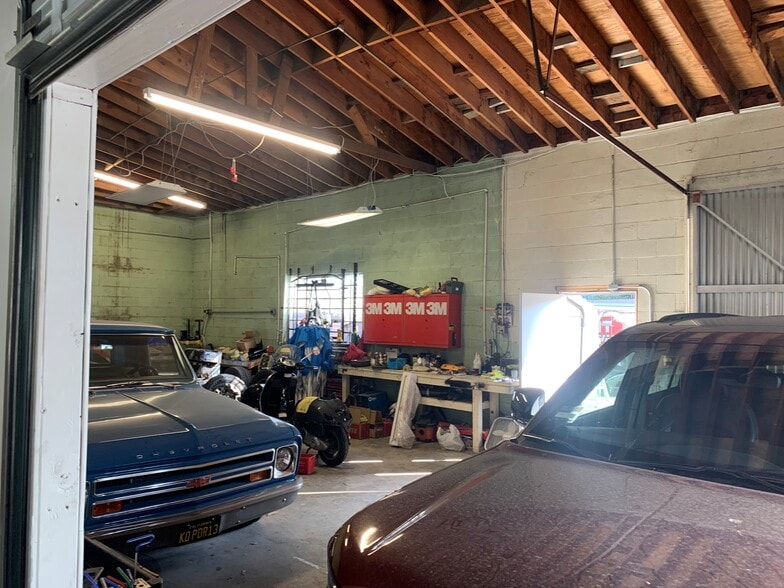 More Photos Of 22608 Avalon Blvd, Carson Warehouse For Sale