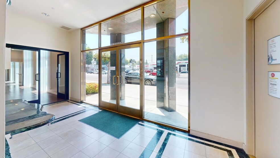 More Photos Of 1415 W Magnolia Blvd, Burbank Office Residential For Sale