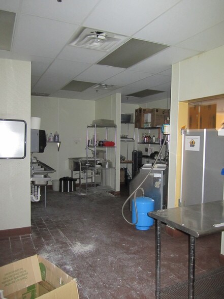 More Photos Of 6511 Ware Rd, Lino Lakes Storefront For Lease