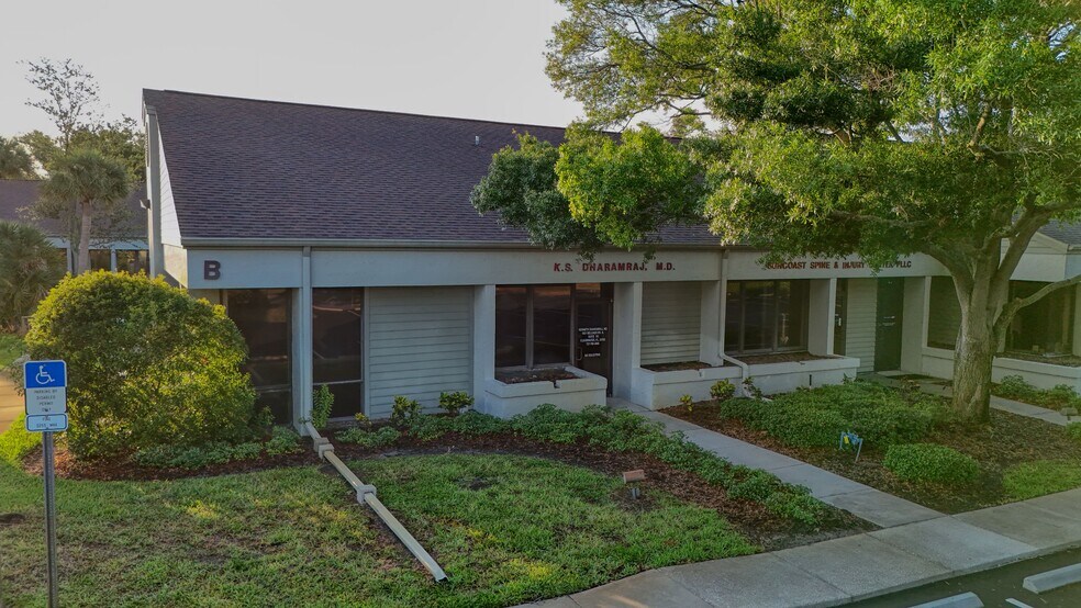 More Photos Of 1831 N Belcher Rd, Clearwater Medical For Sale