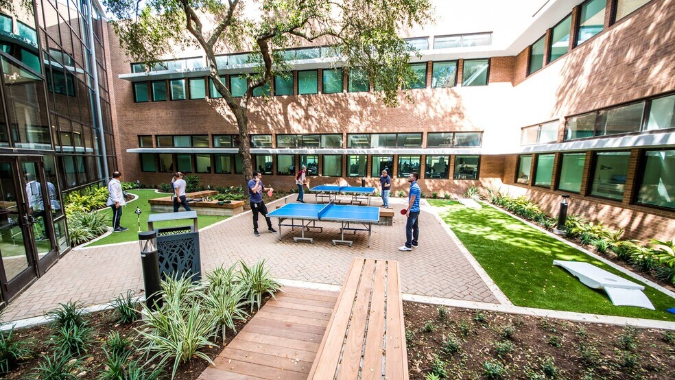 More Photos Of 6800 Burleson Rd, Austin Unknown For Lease