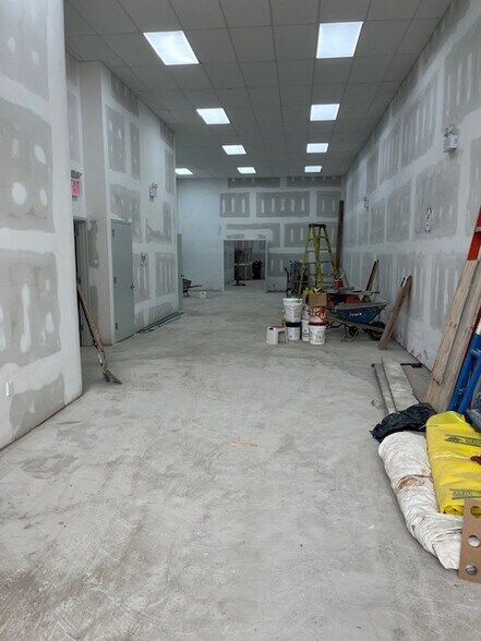 More Photos Of 40-12 Main St, Flushing General Retail For Sale